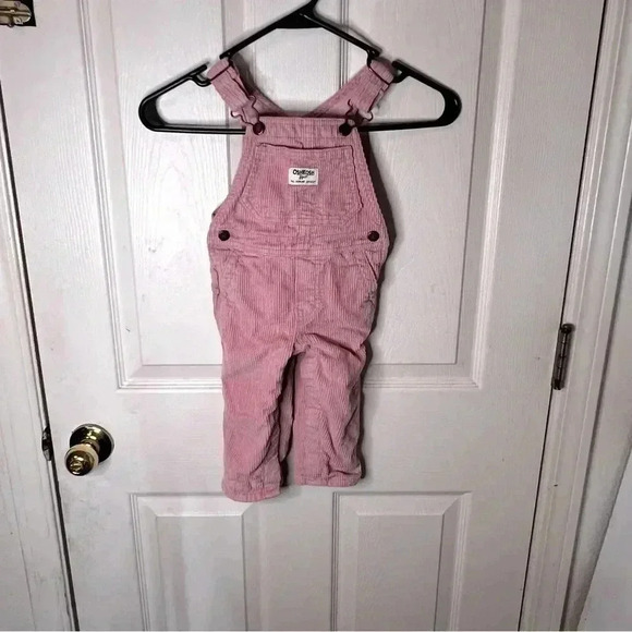 EUC Oshkosh BGosh Girls Light Pink Corduroy Overalls 12 M Buttons - Picture 1 of 6
